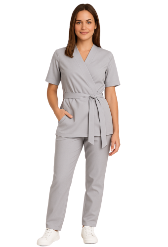 Универсальный женский костюм под заказ        