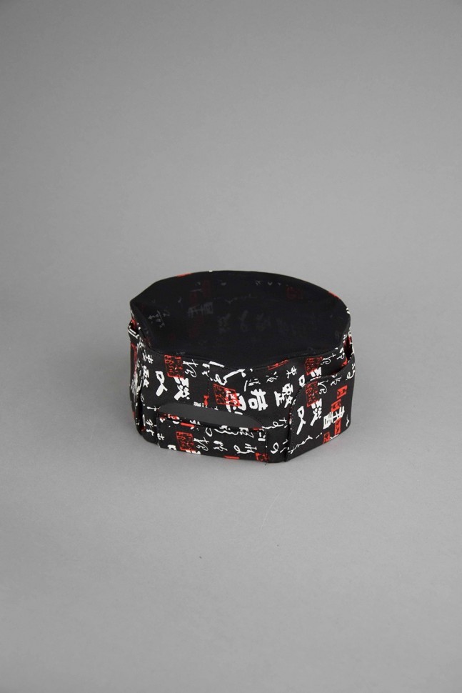 Поварская шапка Табл Lux-Form Иероглифы, черная 103121