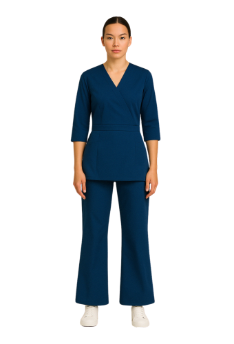 Универсальный женский костюм под заказ  